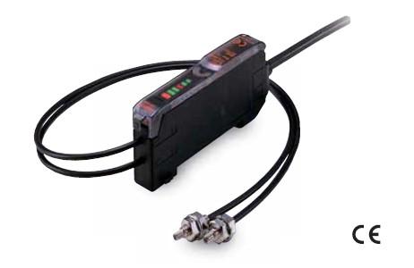 �������wBragg��ł��������俹늴Ÿɔ_��늽^�����������g������w�eС���͂�ݔ�p������Ă�ݔ�������y�������V���ȃ��c���ڽY�������O�y���ѵõ��ˏV���đ�����Ŀǰ�����w���м��g�İlչ��׃��Խ��Խ���������w���м��g�đ������S���I��õ��ˏV���đ�����